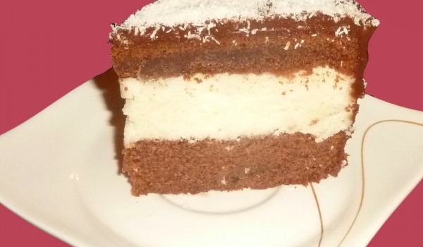 Шоколадово-кокосова торта с грис