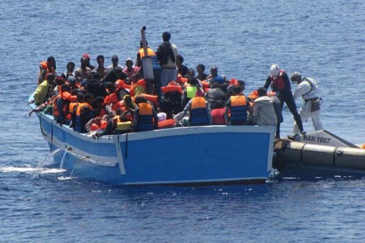 Испанската полиция разби мрежа за трафик на хора през морето