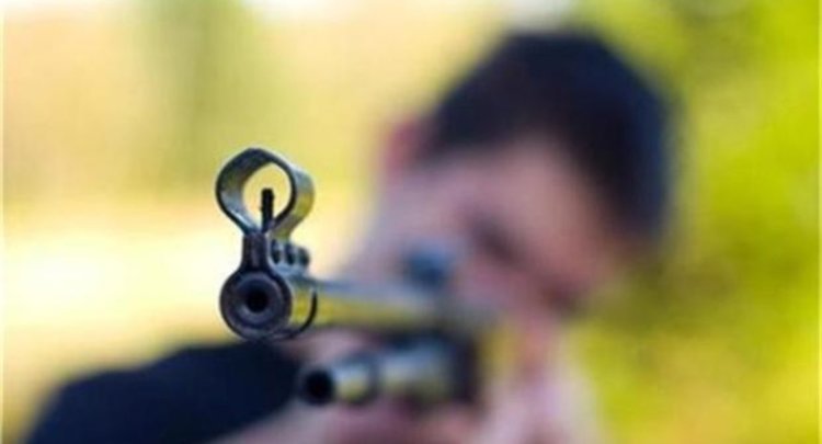 Пиян хлапак простреля 15-годишен в окото