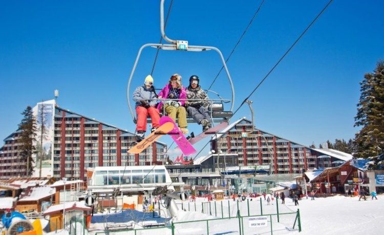 Момиченцето, паднало от лифта, е оперирано и е добре