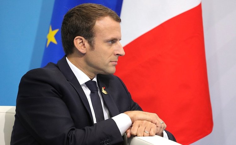 Макрон за Путин: Той е силен и умен, но не бъдете наивни