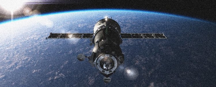 "Необичайно поведение" на руски сателит разпали страхове за космическо оръжие