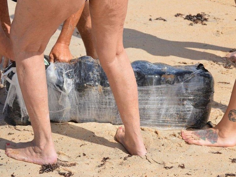 Чували с марихуана по плажовете на Флорида
