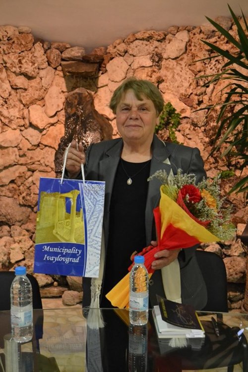 Стойка Мариновска: Статията на Мина Карагьозова е пасквил (Културна дискусия)