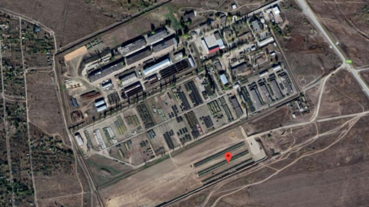 Google Earth засне стотици руски танкове при украинската граница