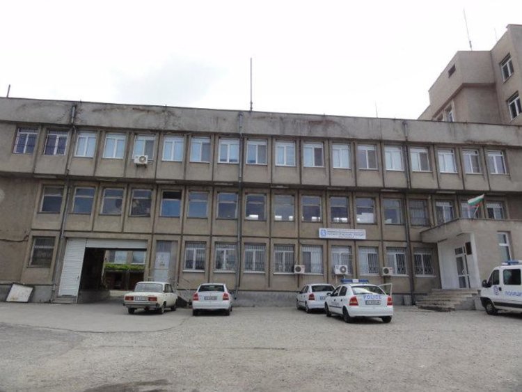Утре след обед автоматизираната система на КАТ в Кърджали за регистрация на автомобили няма да работи