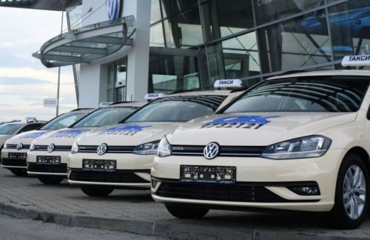Нови метанови таксита Volkswagen Golf тръгват из София