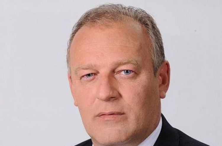Мелемов нареди пълна дезинфекция на обществените сгради 