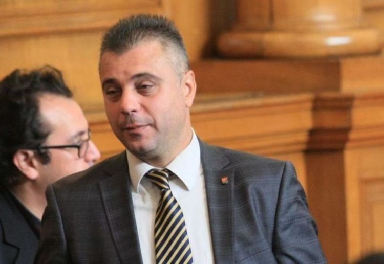 ВМРО: Депутатските заплати да бъдат намалени наполовина