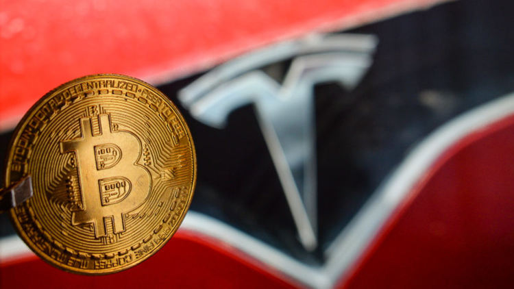 Биткоинът прехвърли 48 000 долара