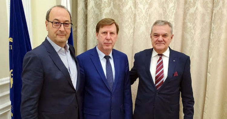 Румен Петков в Москва, пита за руската ваксина срещу COVID-19 