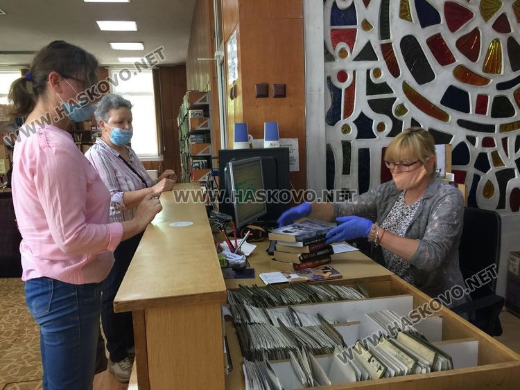  Четири дни безплатни в Регионалната библиотека