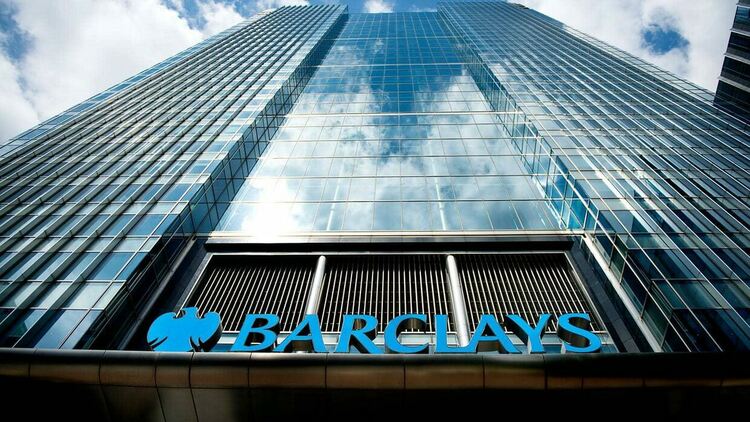 Глобална рецесия е малко вероятна, прогнозира "Барклис"