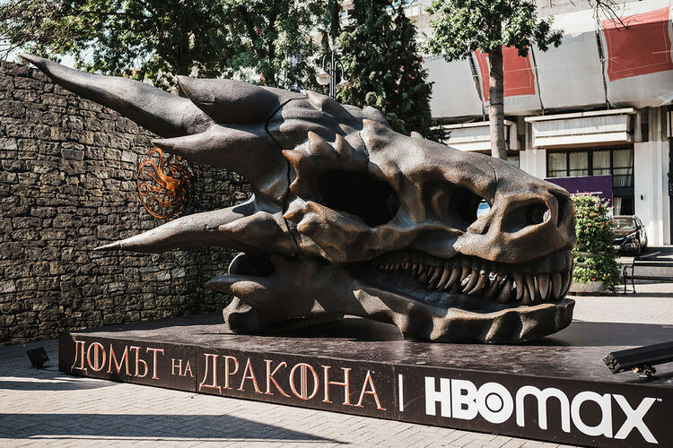 Драконов череп в реален размер в Пловдив и София за премиерата на Домът на дракона в HBO Max