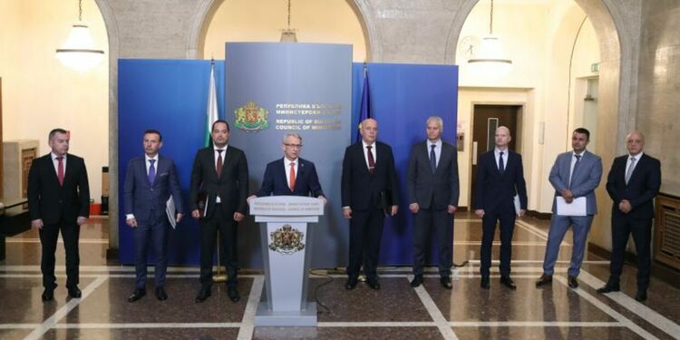 Денков: Информацията за българка, държана за заложник в Газа, до момента не е потвърдена