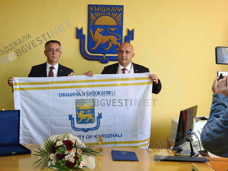 Хасан Азис: Пожелавам на Ерол Мюмюн да покорява върхове!