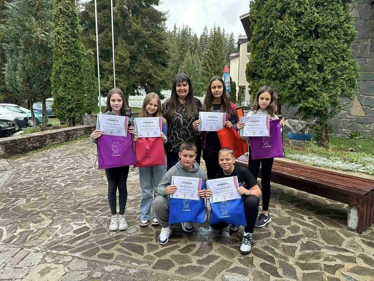 Два екипа златаровци са с първи места на IT Знайко