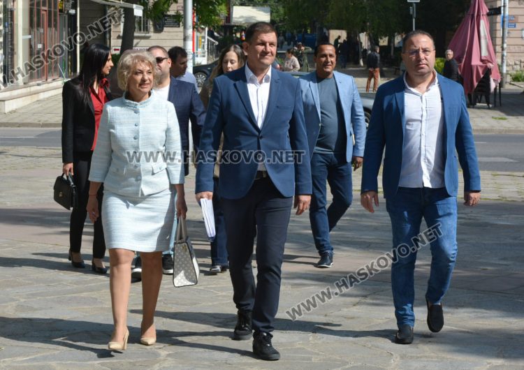 С мото „Прагматизъм и работа“ ГЕРБ влиза в надпреварата за места в нови Общински съвет на Хасково