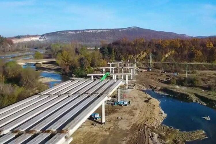 За 4 години са договорени 0 лева за магистрали с европари