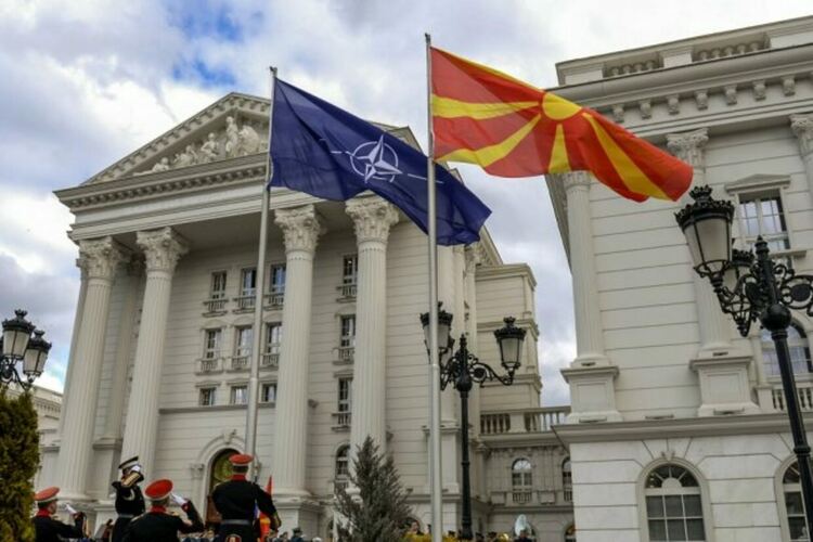 Оказван ли е дипломатически натиск България да преговаря със Северна Македония?