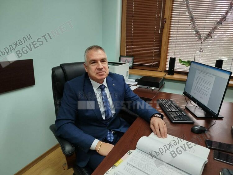 Административният съд отмени част от таксите за Синя зона, общината продължава да ги прилага