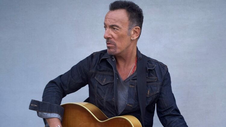 Чуйте неиздаваната песен на Bruce Springsteen „Repo Man“