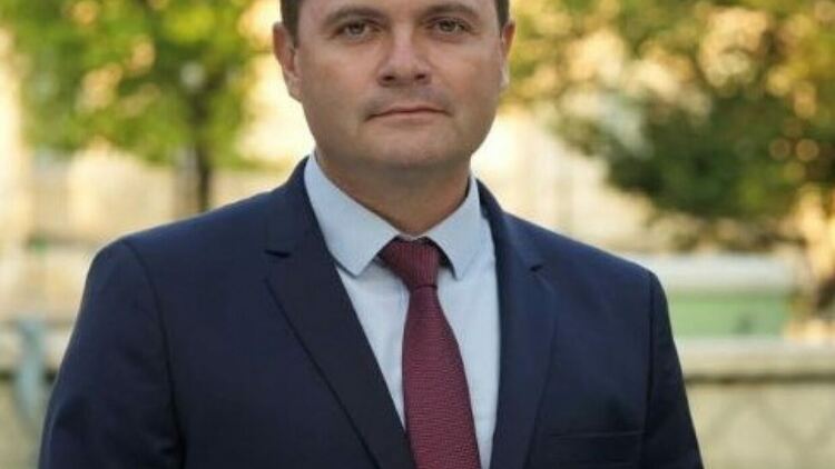 Община Русе иска 10 млн. евро от държавата, за да купи паркинг, свързван с Таки и Ами
