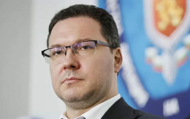Митов нареди проверка на полицията заради убийствата на Петрохан