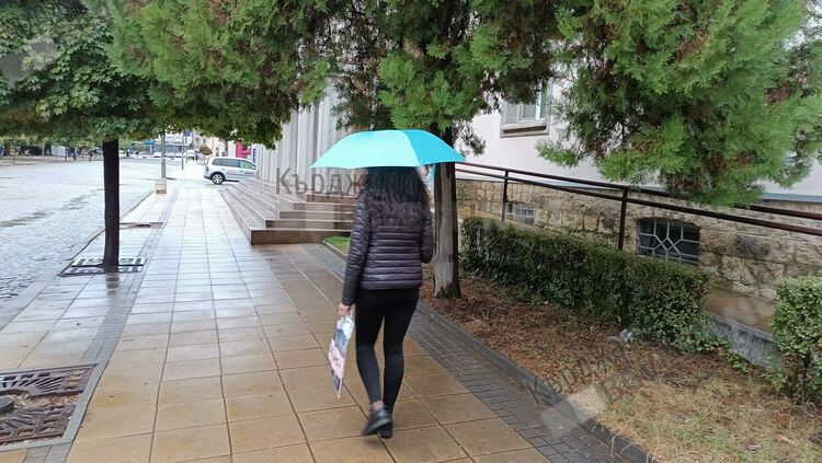 Променлива облачост с кратък дъжд днес в Кърджали на Великден