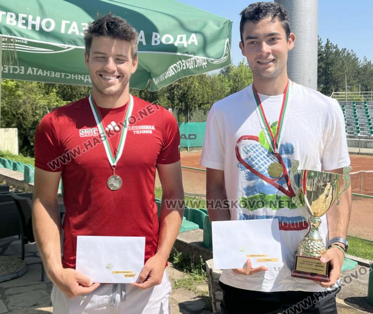 Джордж Лазаров триумфира на тенис турнира „Димитър Марашлиев“ 