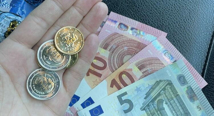 Бюджет под напрежение: 2 млрд. няма да покрият разходите