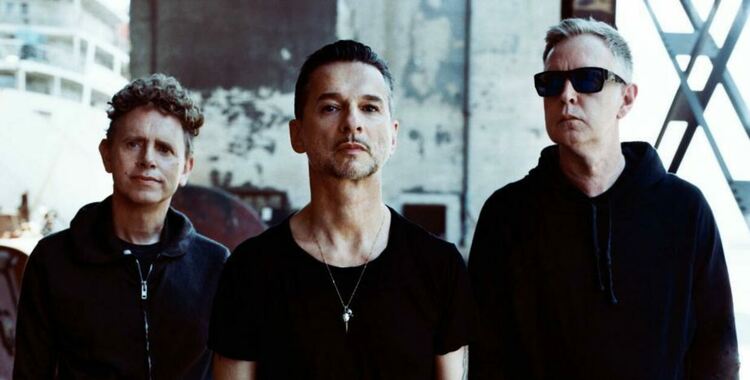 „Exciter“ на Depeche Mode става на 25!