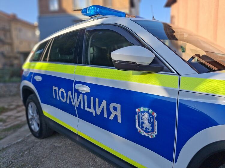 Хванаха двама мъртвопияни да шофират в Асеновград 