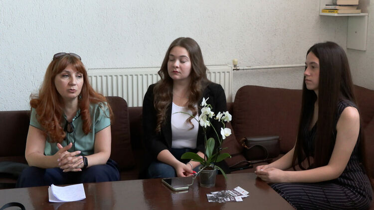 ВИДЕО "БЕЗ КОМЕНТАР" Учители от Смолян: Късметлии сме, че работим с деца, възпитани в уважение