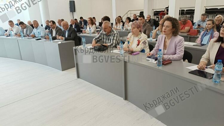 Днес разкриват десет нови щата към Община Кърджали,инстуциализират Младежкия център
