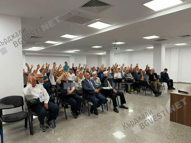 Имамите  от Кърджалийско подкрепиха единодушно Басри Еминефенди за втори мандат на поста районен мюфтия