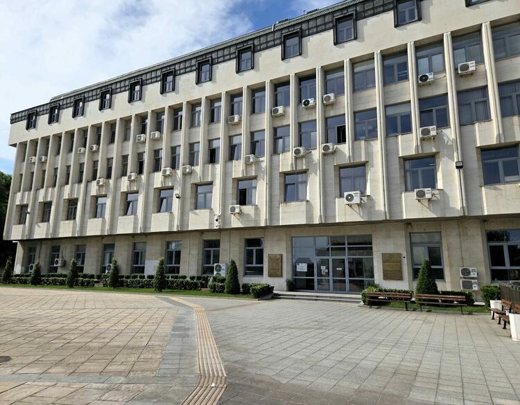 За шест години община Асеновград е изхарчила 100,6 млн. евро за 527 обществени договора