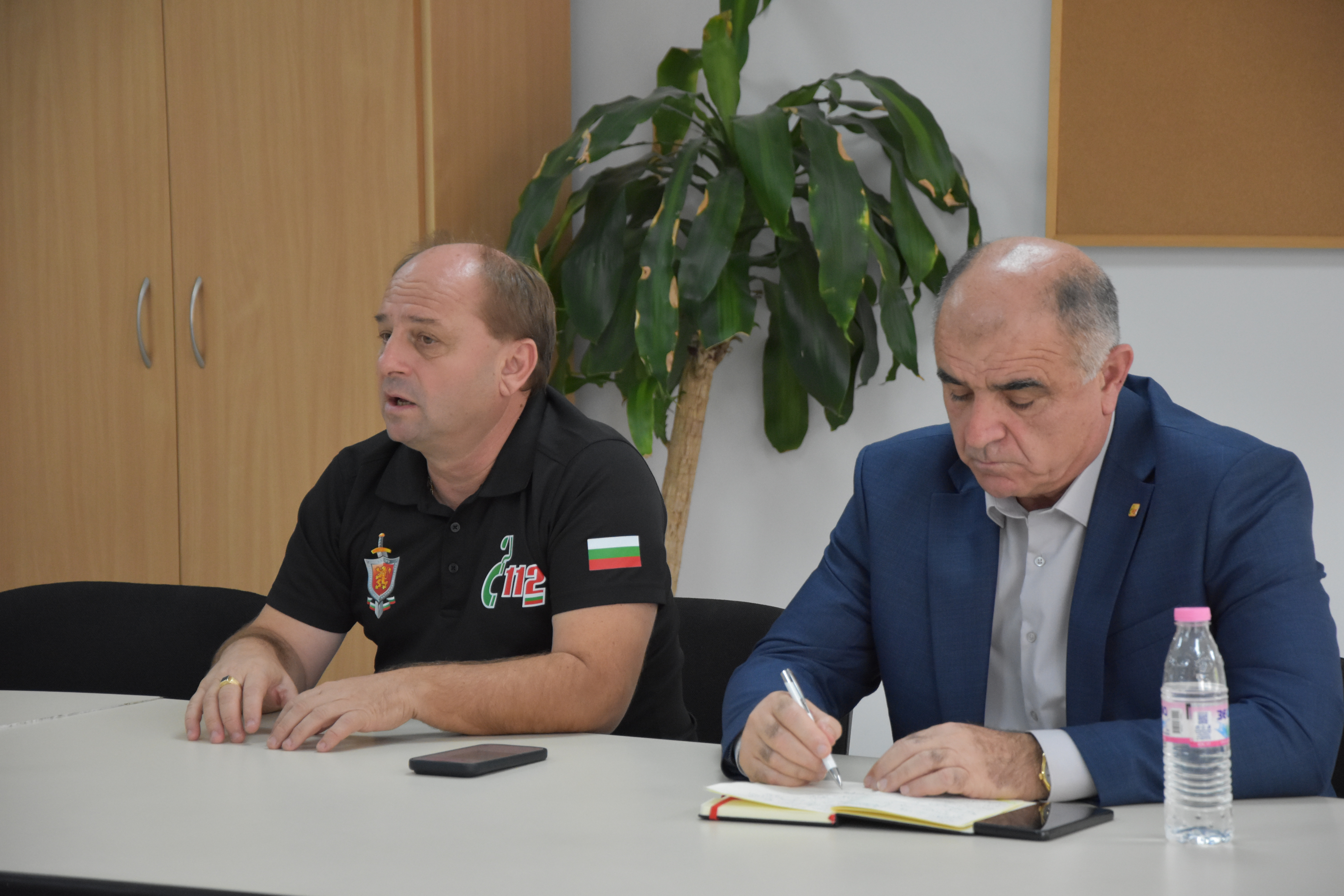 Ръководителите на  структурните звена от Единната спасителна система в Кърджали проведоха работна среща с директора на Дирекция „Национална система 112“  Красимир Димитров