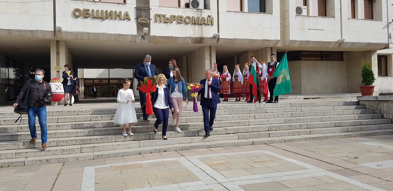Президентът Радев на посещение в Първомай