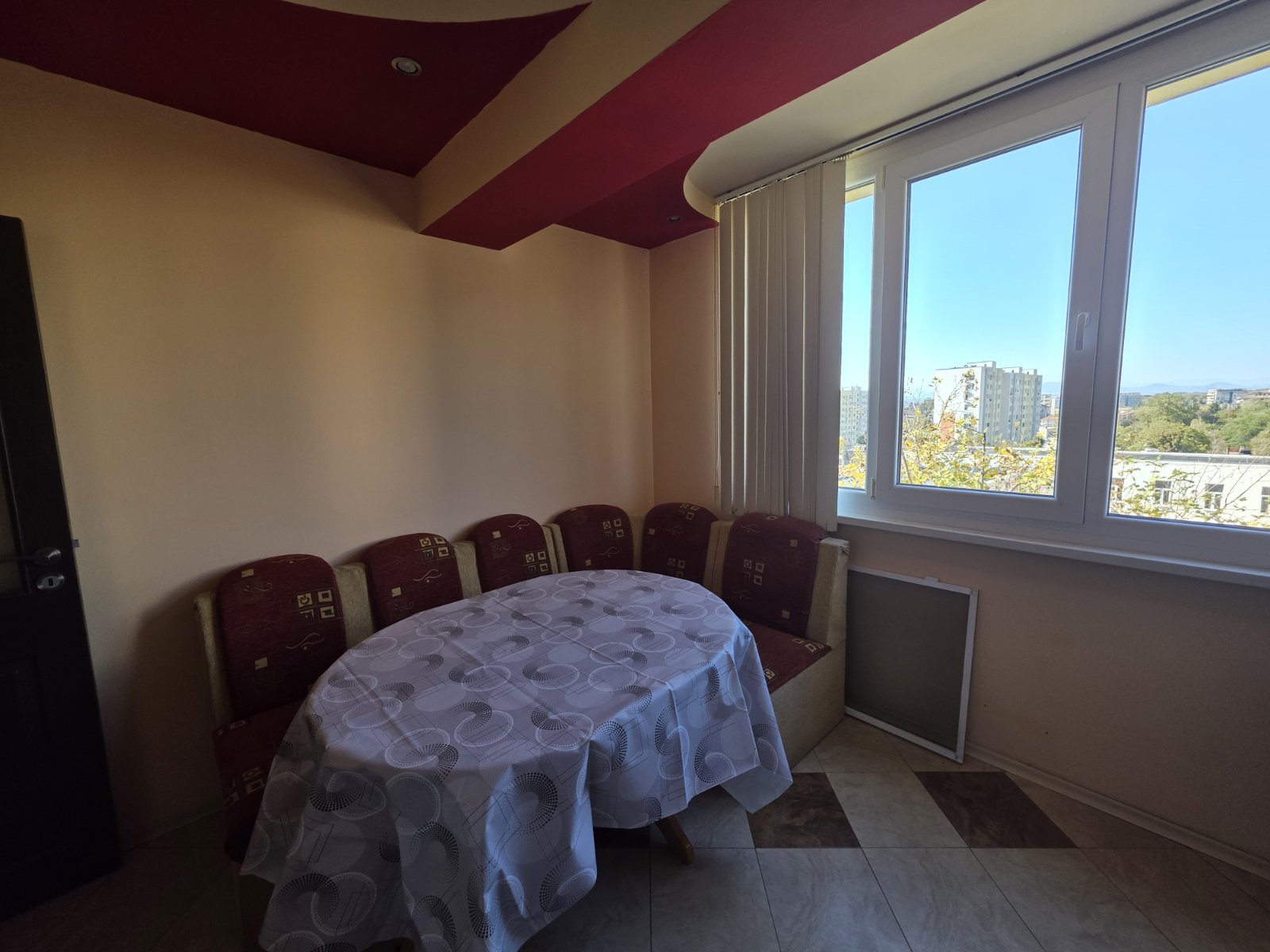 ДВУСТАЕН АПАРТАМЕНТ, 60 КВ.М., НАПЪЛНО ОБЗАВЕДЕН – КВ. ОРФЕЙ, РАЙОН ВЕСПРЕМ, ГР. ХАСКОВО